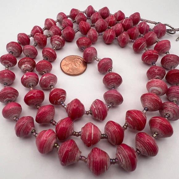 Bead for Life Pink Paper Beads with seed pearl rhinestones Necklace - Picture 2 of 11